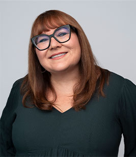 Portrait of Kim Mackey